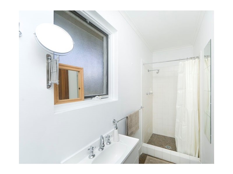 40 Mackellar Crescent, Cook ACT 2614