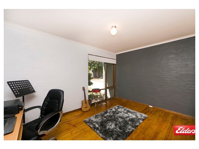 40 Mackellar Crescent, Cook ACT 2614