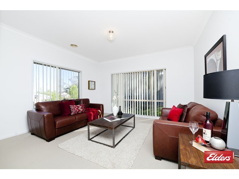 16 Melaleuca Place, Jerrabomberra NSW 2619