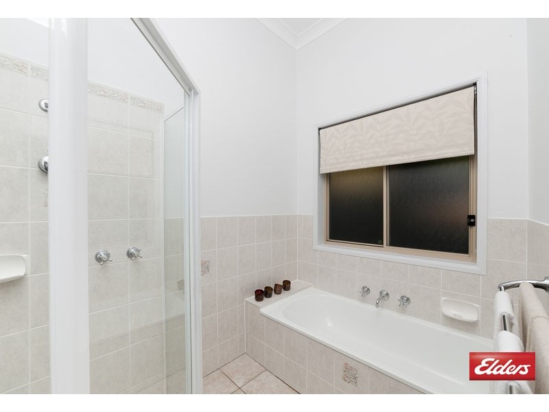 16 Melaleuca Place, Jerrabomberra NSW 2619