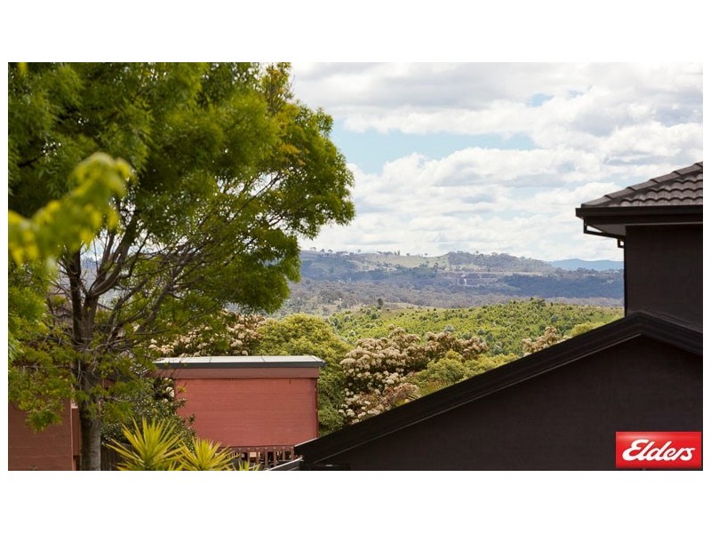 16 Melaleuca Place, Jerrabomberra NSW 2619