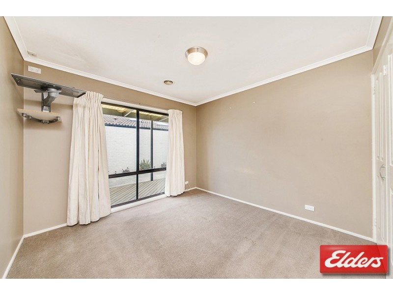 135 Keverstone Circuit, Isabella Plains ACT 2905