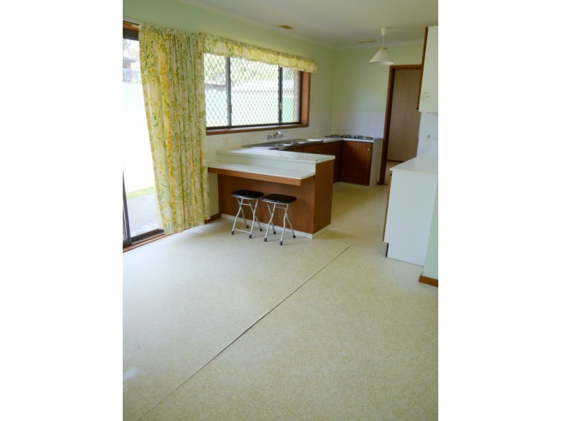 67 Belconnen Way, Weetangera ACT 2614