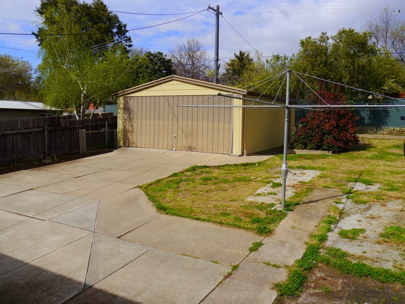 67 Belconnen Way, Weetangera ACT 2614