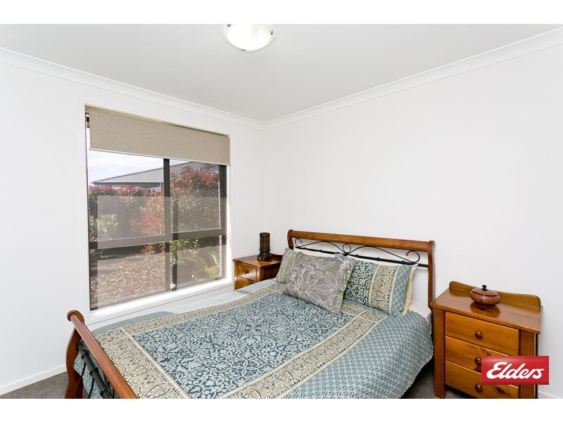 128 Macfarlane Burnet Avenue, Macgregor ACT 2615