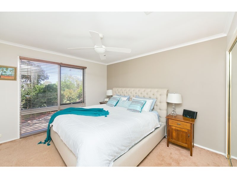 2 Flower Place, Melba ACT 2615