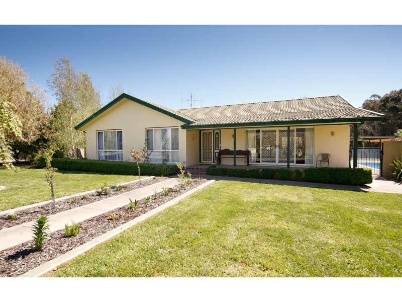 75 Tarago Road, Bungendore NSW 2621