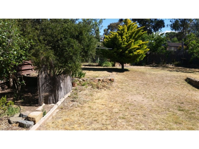 25 Biraban Place, Macquarie ACT 2614