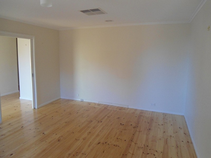 28 Crace Street, Weetangera ACT 2614