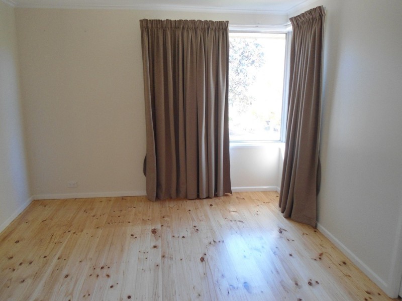 28 Crace Street, Weetangera ACT 2614