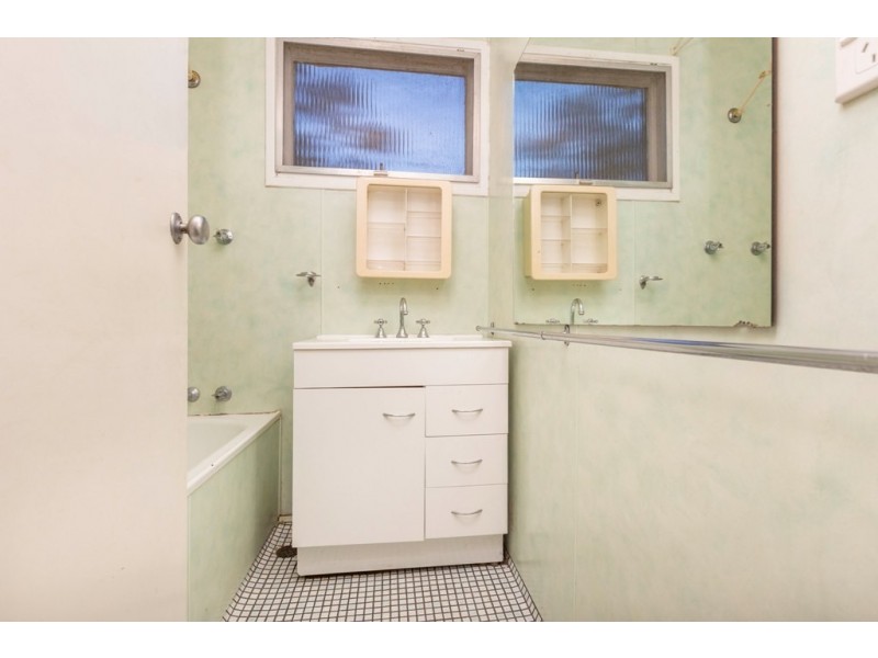 4 Panton Street, Downer ACT 2602