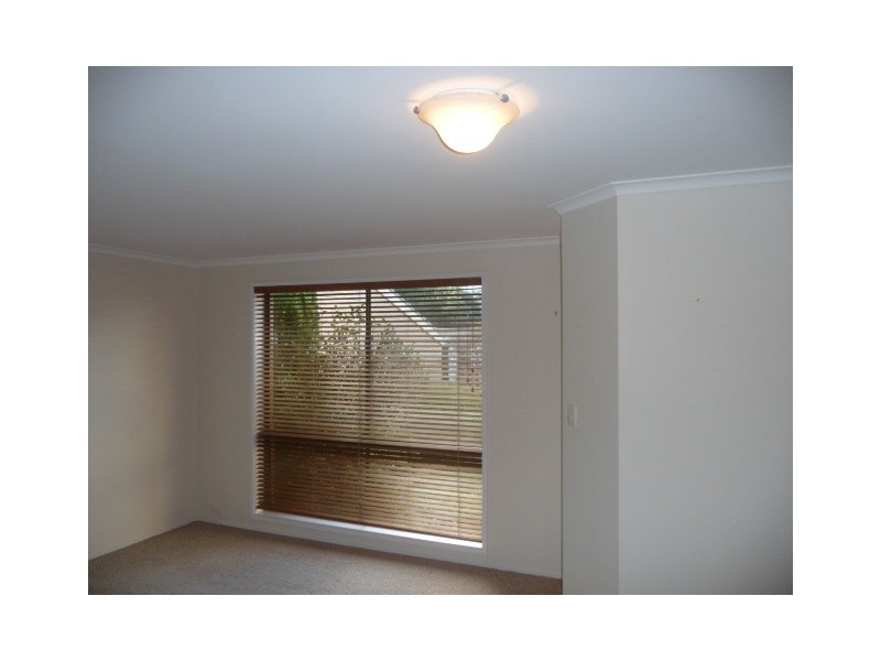 1 Guest Place, Macquarie ACT 2614