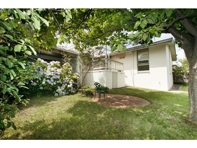 29 Fellows Street, Latham ACT 2615