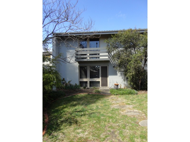 1/60 Templeton Street, Cook ACT 2614