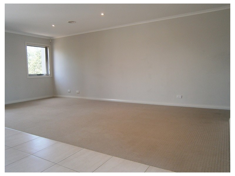 101a Anthony Rolfe Avenue, Gungahlin ACT 2912