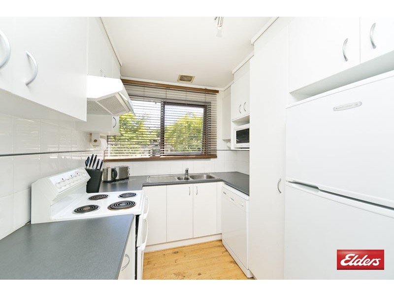 8 Dangar Place, Charnwood ACT 2615