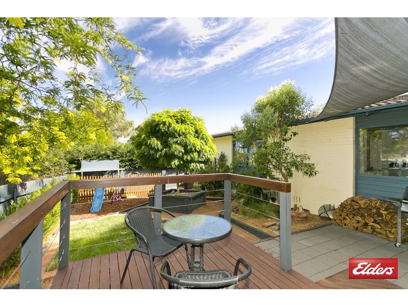 8 Dangar Place, Charnwood ACT 2615
