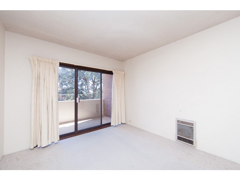 4/32 Springvale Drive, Hawker ACT 2614