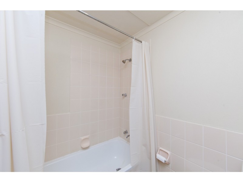 4/32 Springvale Drive, Hawker ACT 2614
