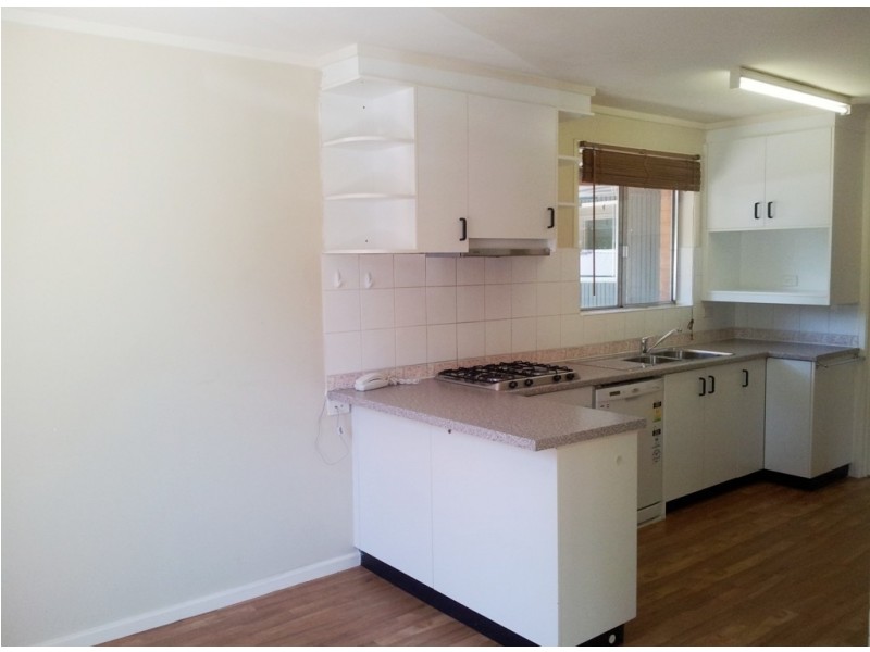 32 Elizabeth Crescent, Macquarie ACT 2614