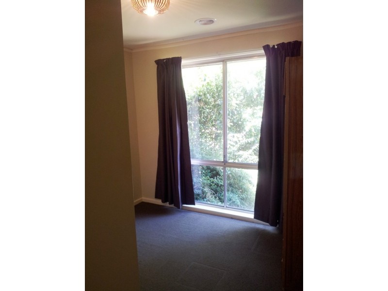 32 Elizabeth Crescent, Macquarie ACT 2614