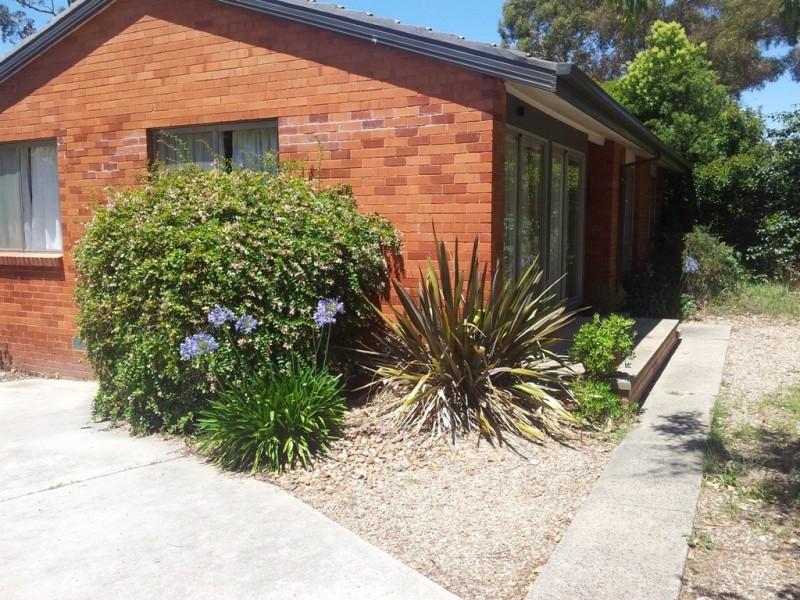 32 Elizabeth Crescent, Macquarie ACT 2614