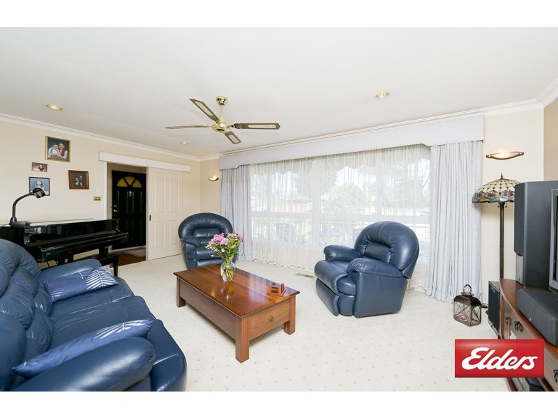 16 Kirkland Circuit, Macgregor ACT 2615