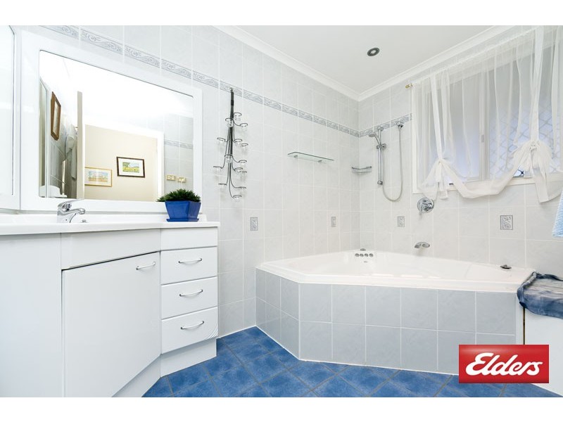 16 Kirkland Circuit, Macgregor ACT 2615