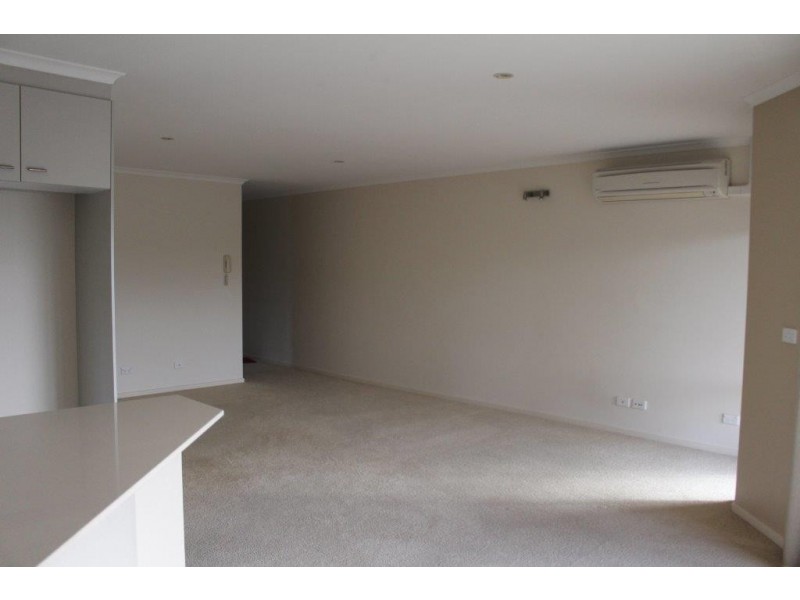 64/20 Beissel Street, Belconnen ACT 2617