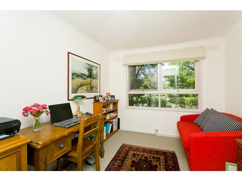 17 Macalister Crescent, Curtin ACT 2605