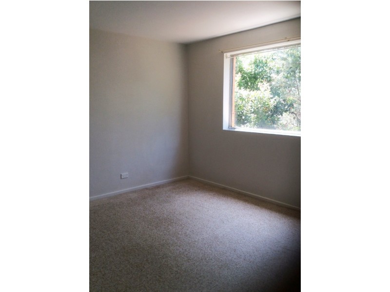 1/17 Biraban Place, Macquarie ACT 2614