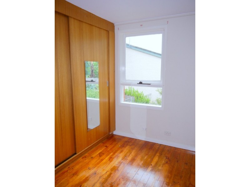15 Aston Crescent, Cook ACT 2614