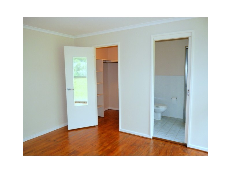 15 Aston Crescent, Cook ACT 2614