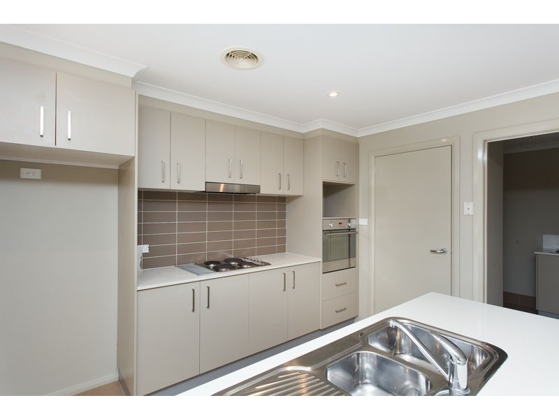 2/18 Jack Ryan Street, Forde ACT 2914
