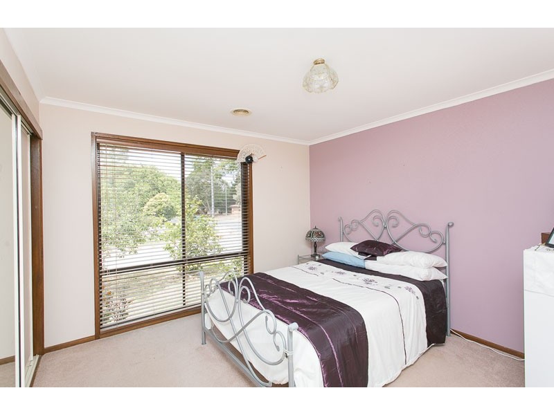 1 Woolnough Street, Florey ACT 2615
