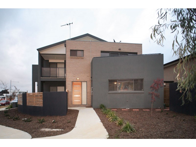 1 Doris Turner Street, Forde ACT 2914