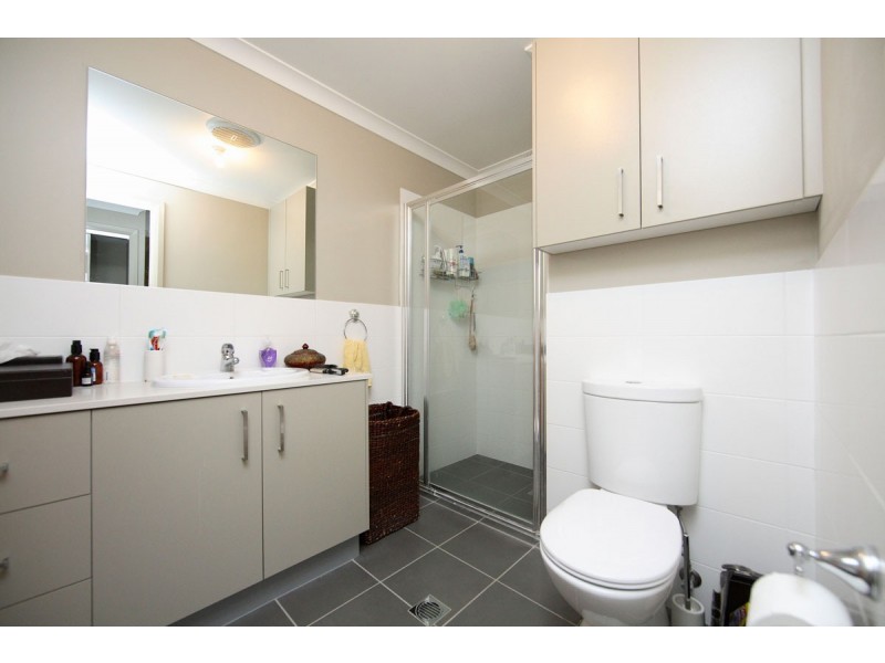1 Doris Turner Street, Forde ACT 2914