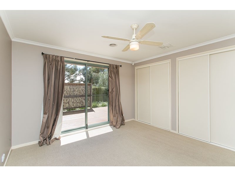 8 Mayer Court, Bruce ACT 2617