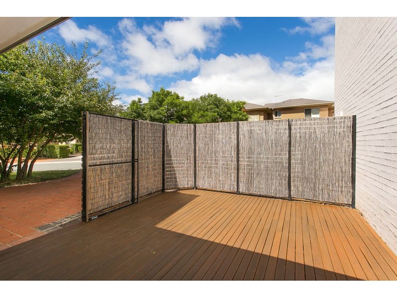 8 Mayer Court, Bruce ACT 2617