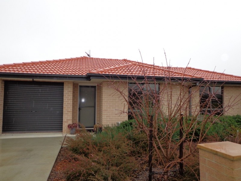 3 Abbie Street, Macgregor ACT 2615