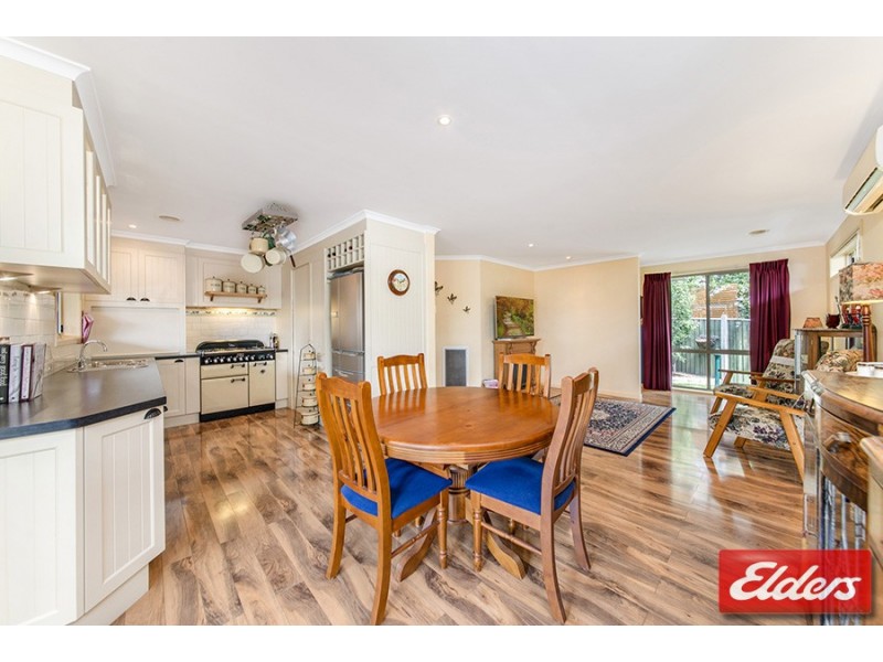 2/101 Britten-Jones Drive, Holt ACT 2615