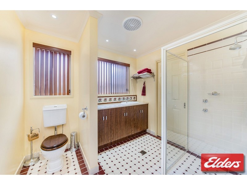 2/101 Britten-Jones Drive, Holt ACT 2615