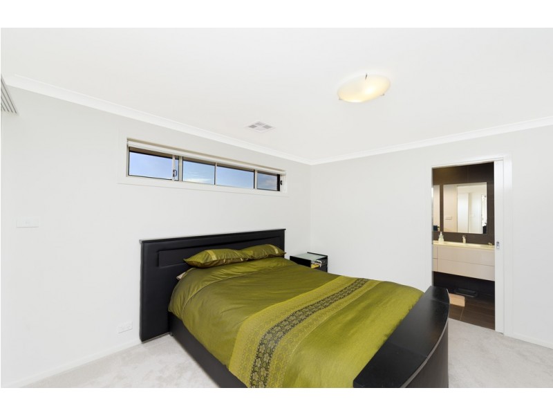 52 Albatross Crescent, Harrison ACT 2914