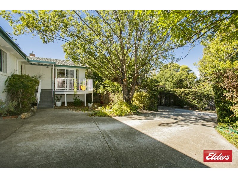 35 Badgery Street, Macquarie ACT 2614