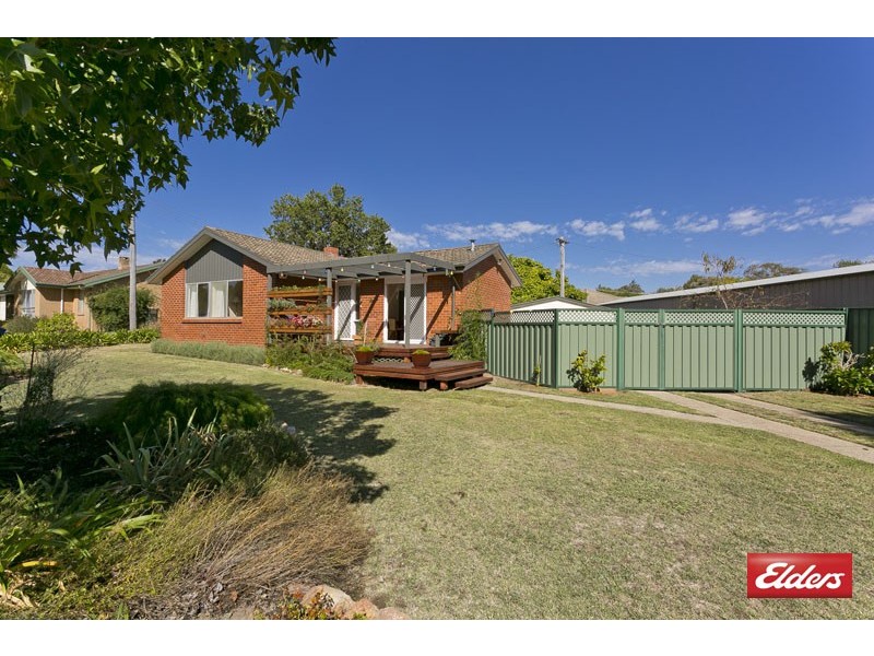 4 Lochbuy Street, Macquarie ACT 2614