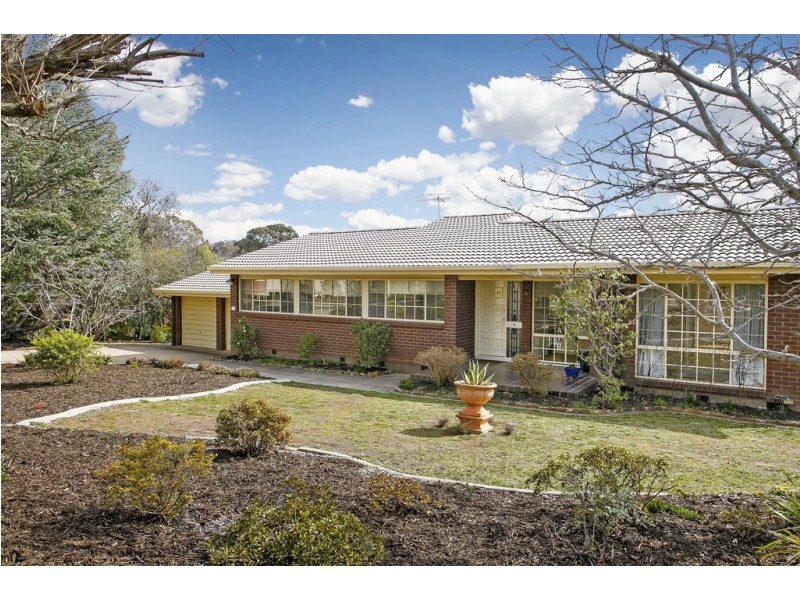 14 Kilby Crescent, Weetangera ACT 2614