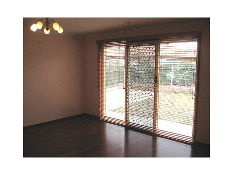 16 Laptz Close, Palmerston ACT 2913