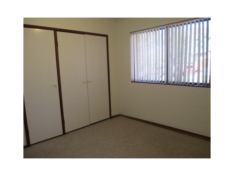 1/2 Playfair Place, Belconnen ACT 2617