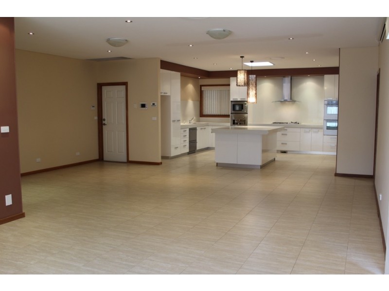 25 Ruth Bedford Street, Franklin ACT 2913