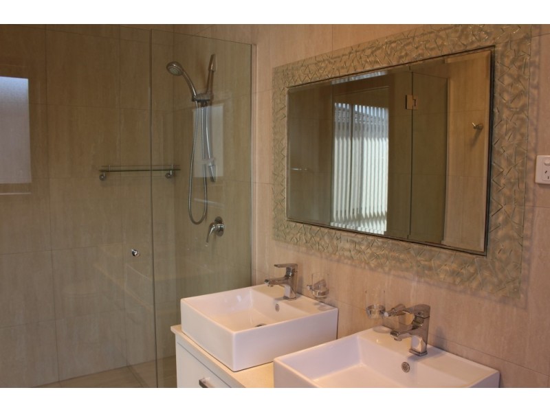 25 Ruth Bedford Street, Franklin ACT 2913